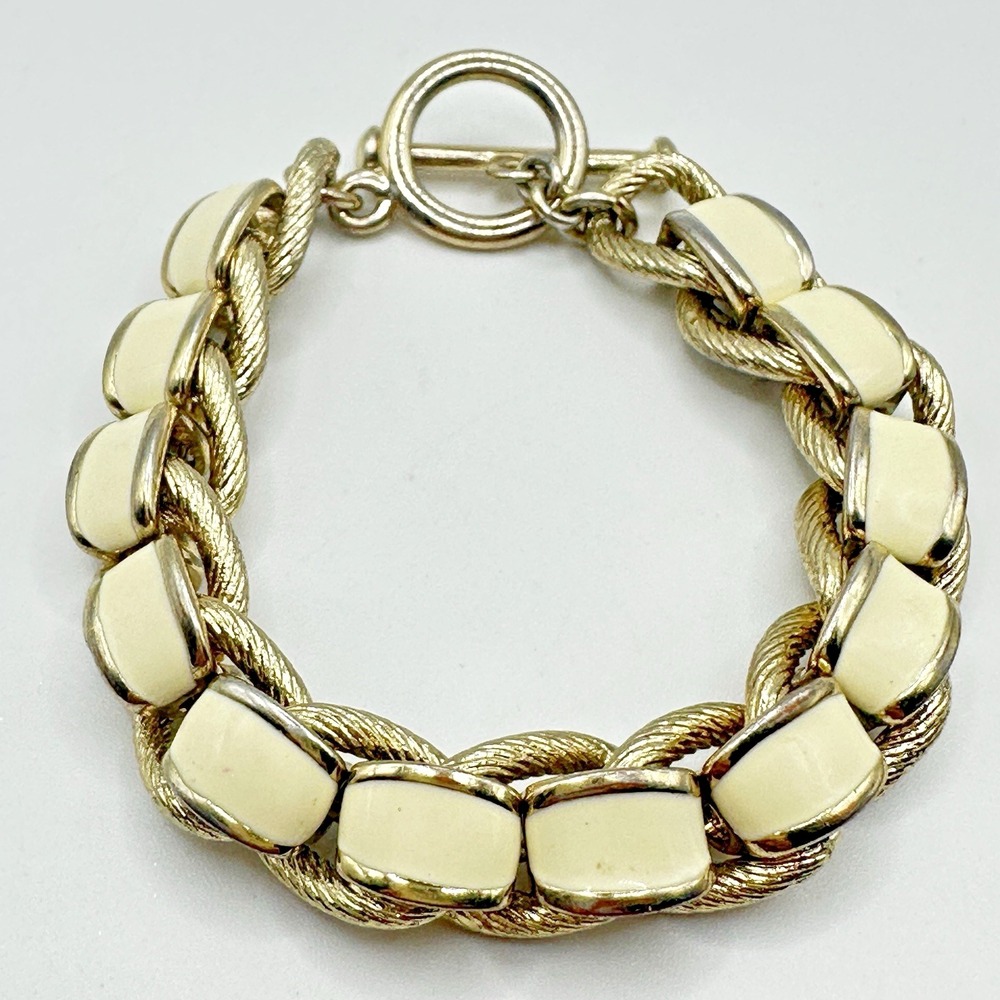 Vintage Gold Tone Cable Link Bracelet Cream Enamel Toggle Clasp Statement 6.75"